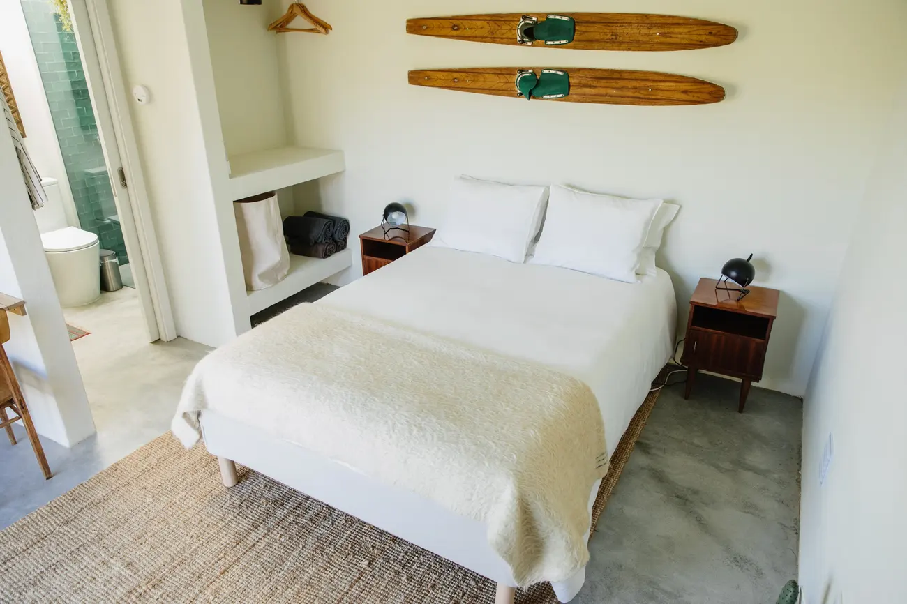 Quarto da Selva com vista para a casa de banho